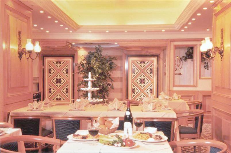 Grand Hotel Beirut Exterior photo