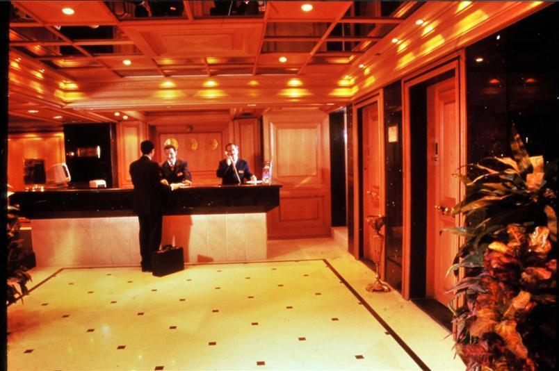 Grand Hotel Beirut Exterior photo