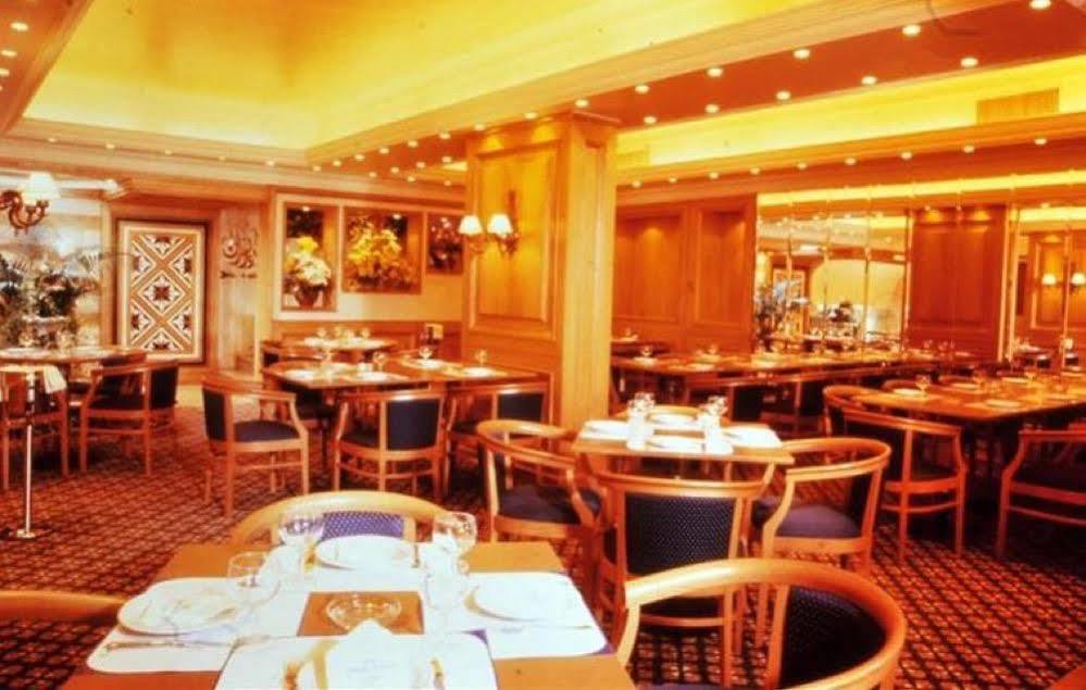 Grand Hotel Beirut Exterior photo
